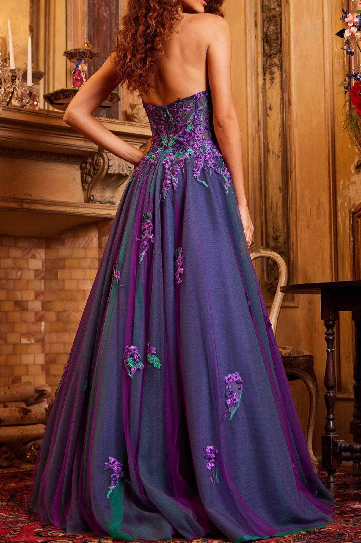 Formal Women's Dresses A-line/Princess Strapless Floral Lace Plus Size Prom Gown Floor Length Prom Dress Prom Dress Shops